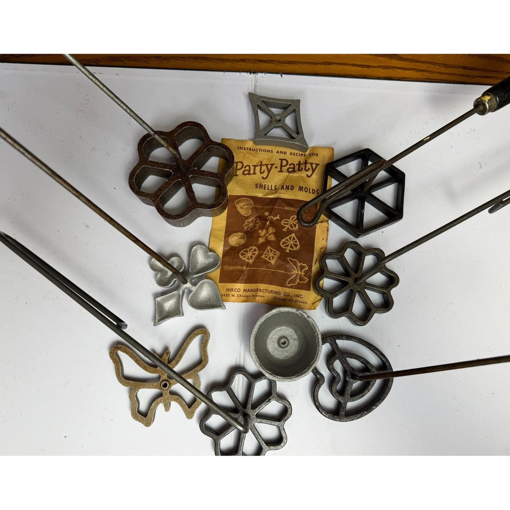 Vintage Hirco Party-Patty Rosette Iron Set-Cast Metal Molds - 15 pieces w/manual